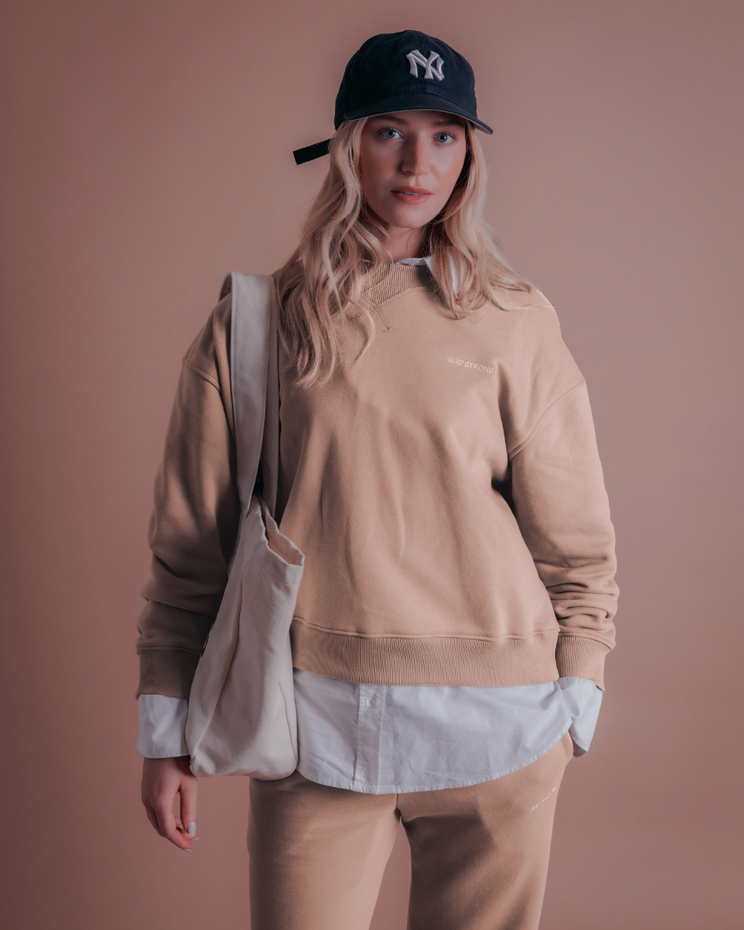 The Classic Crew - Sand