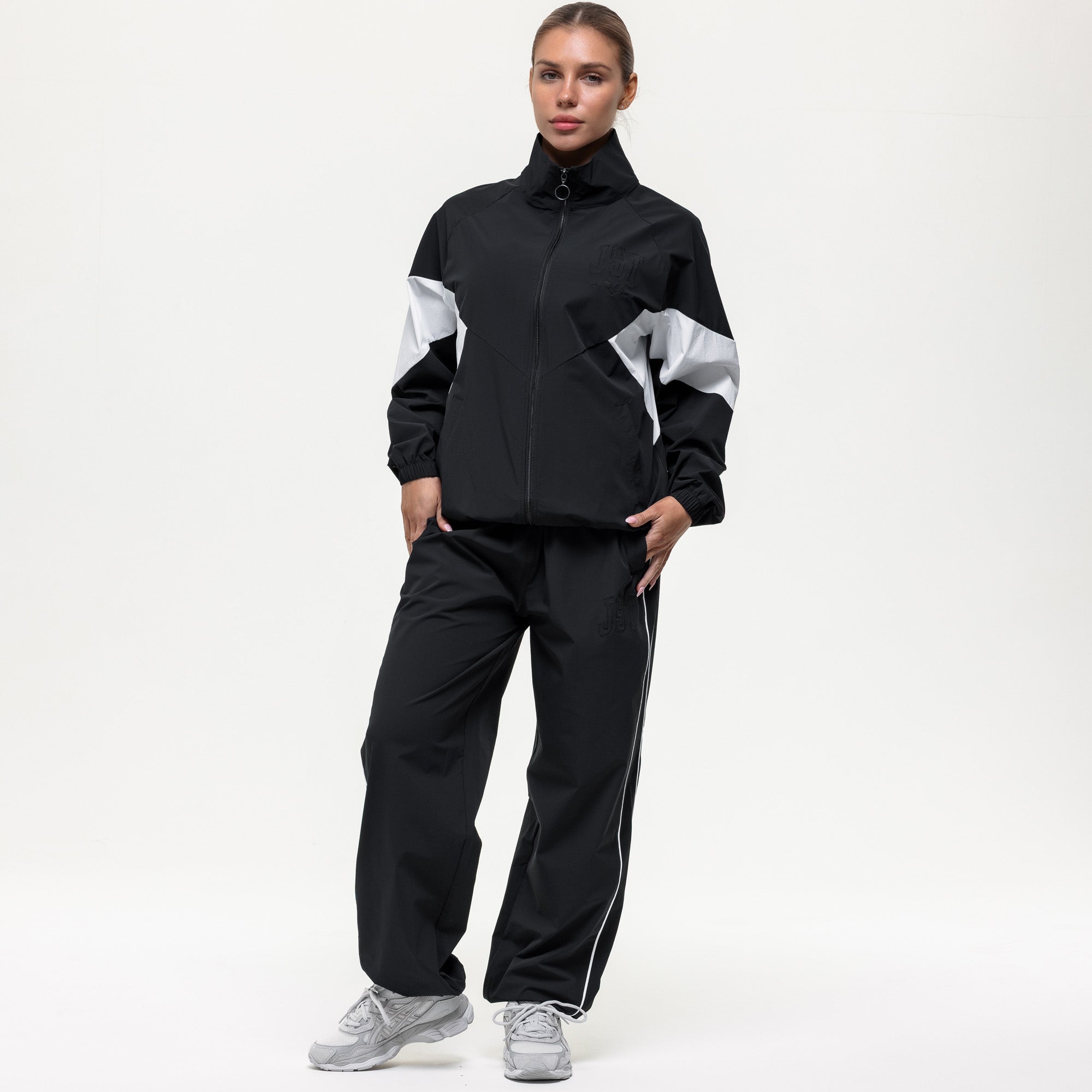 Courtside Track Pants - Black/White