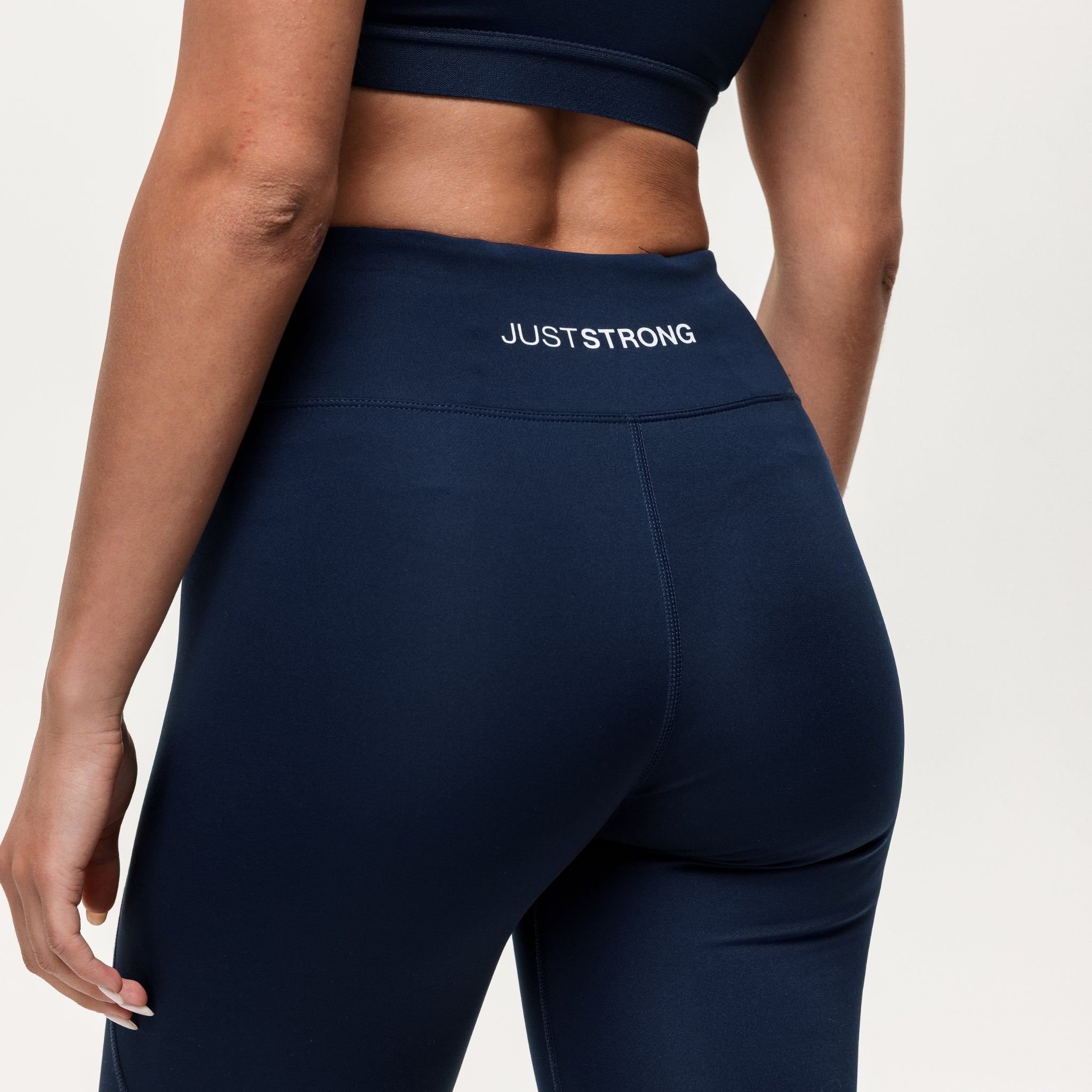 Motion Essential Leggings - Navy