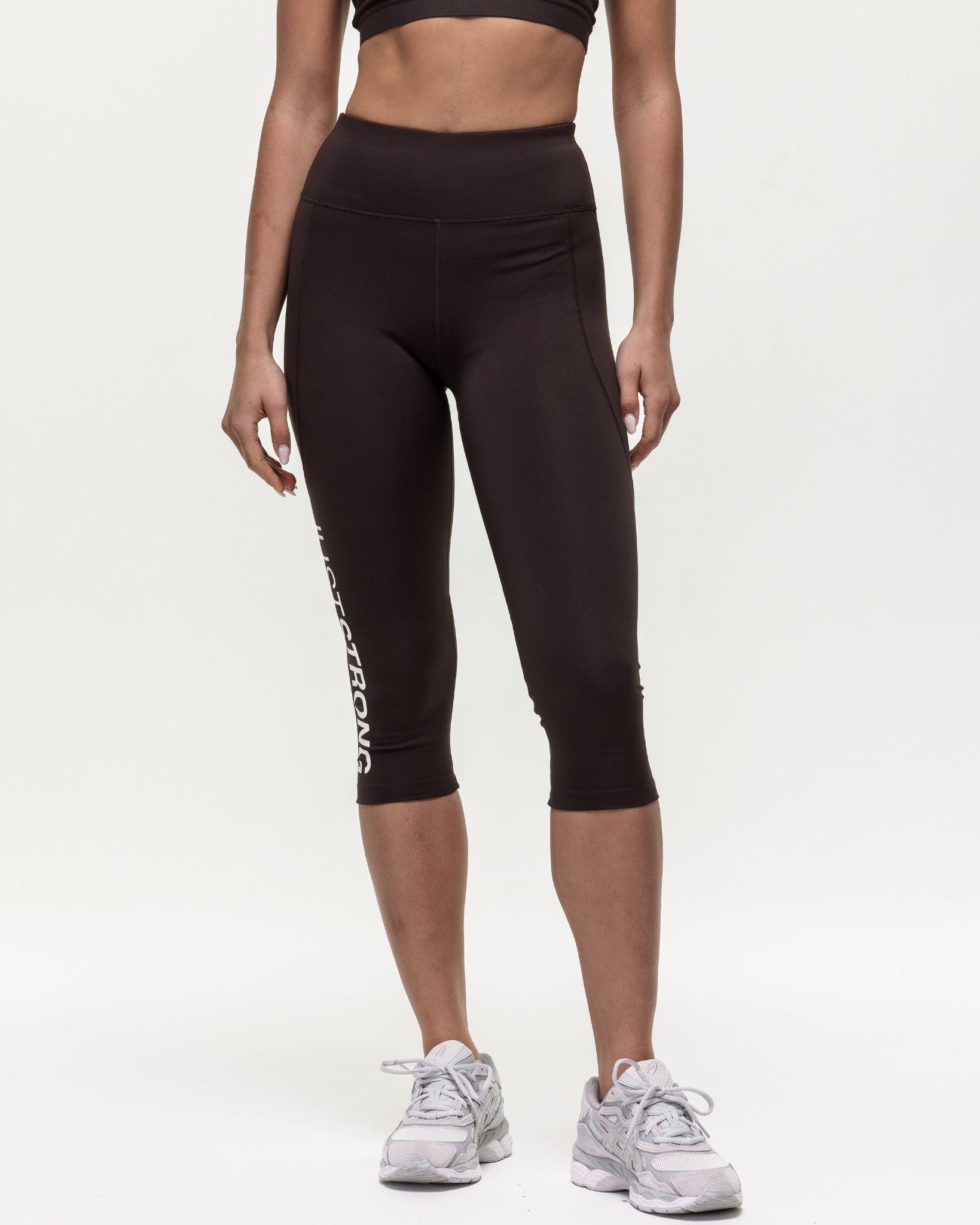 Motion Capri Leggings - Cocoa